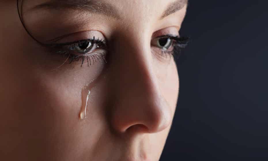 அழுவது கெட்ட பழக்கம்னு யார் சொன்னது? அழுகுறதுல கூட சில நல்லது இருக்கு!!!