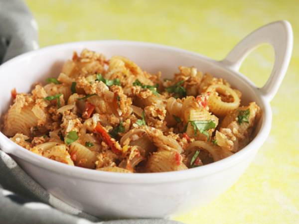 முட்டை கொத்து பாஸ்தா!!!