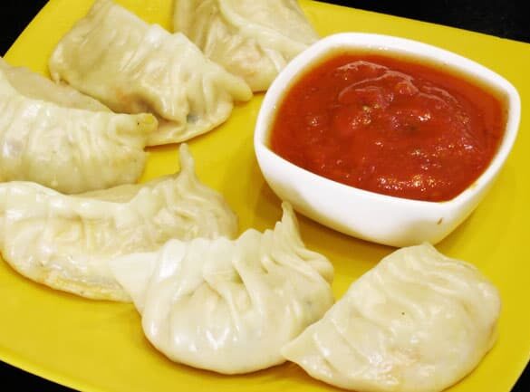 ஈஸியா வீட்டிலேயே செய்யலாம் வெஜ் மோமோஸ்!!!